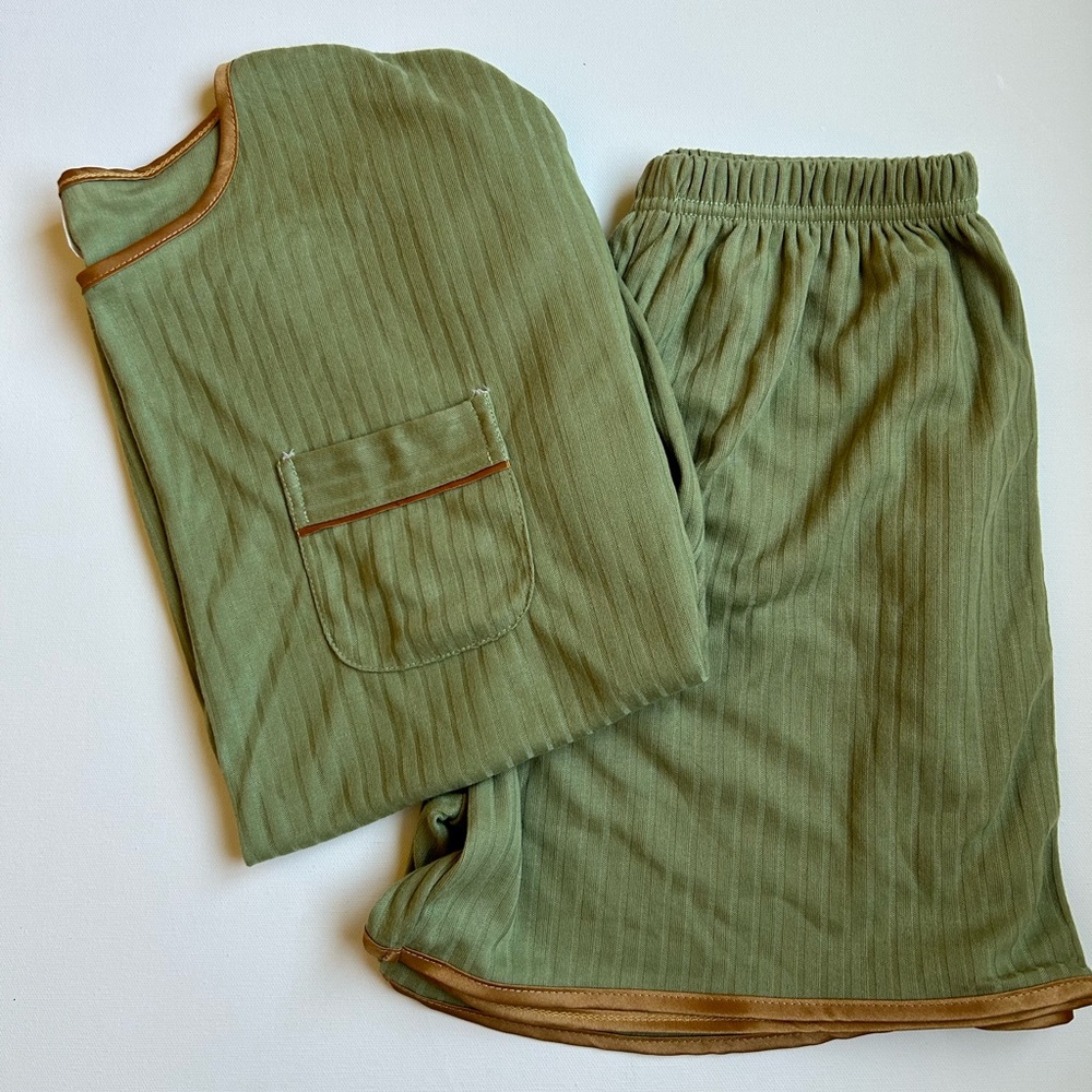 𝐍𝐖𝐎𝐓 • 2pc short set #huntergreen
